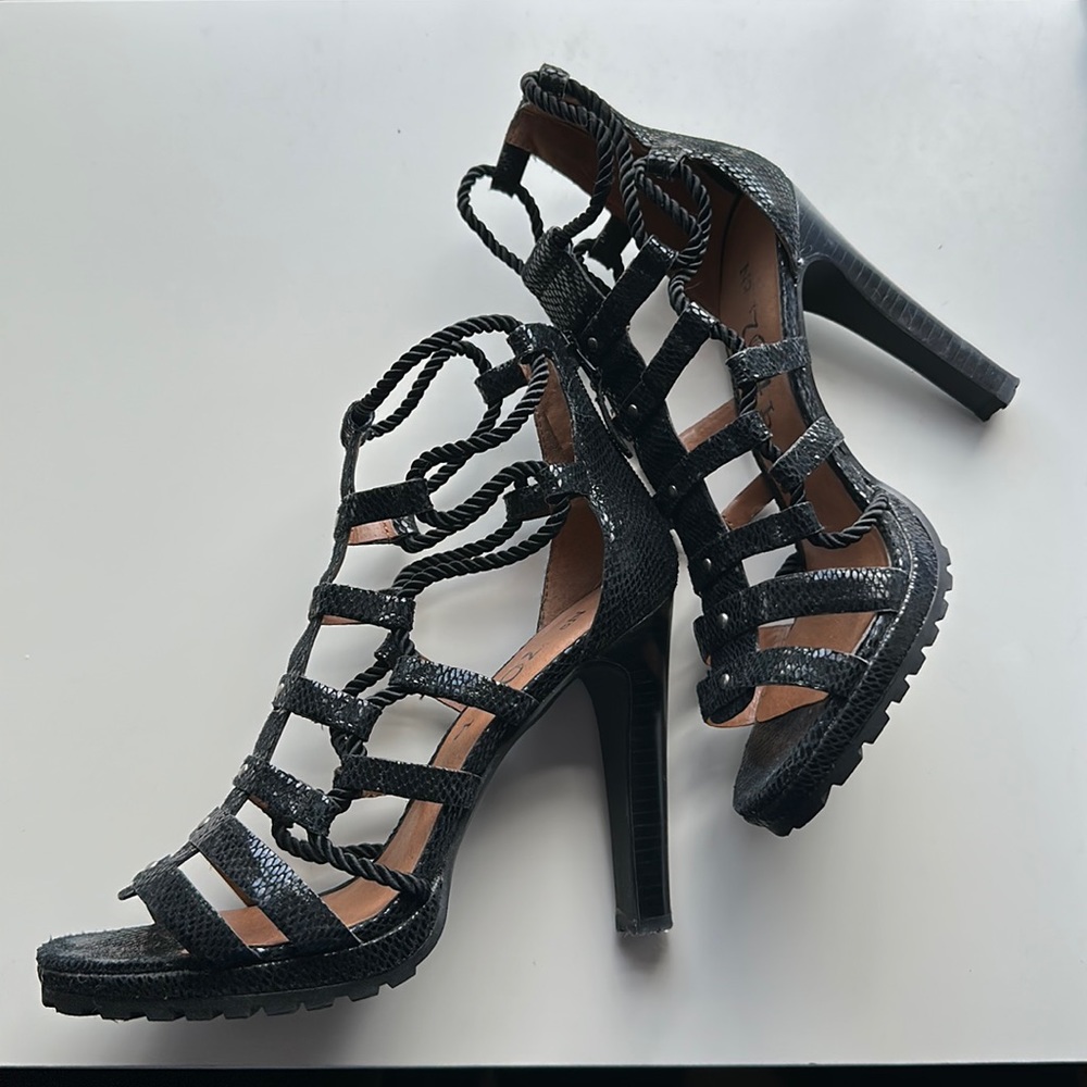 No. 704b. Black Gavin Sandals